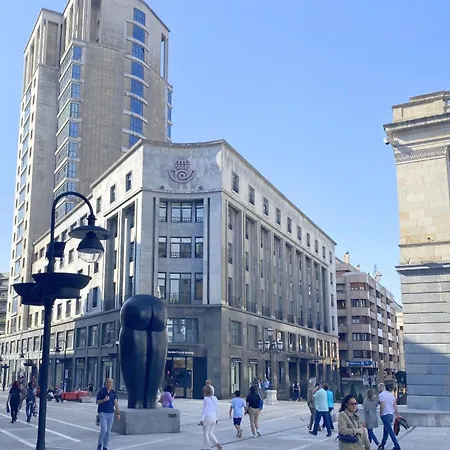 Desde El Corazon De La Ciudad Oviedo